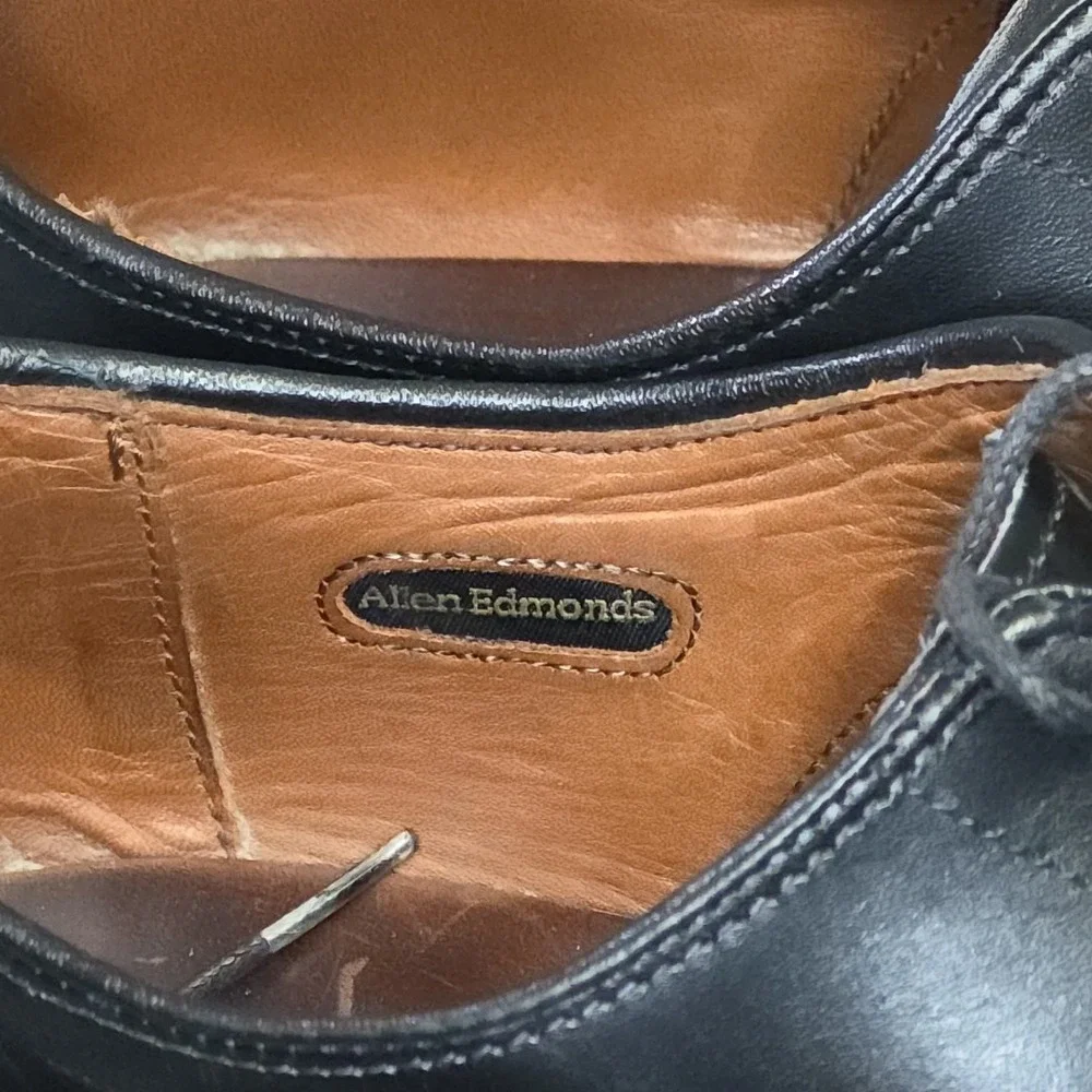 Allen Edmonds 